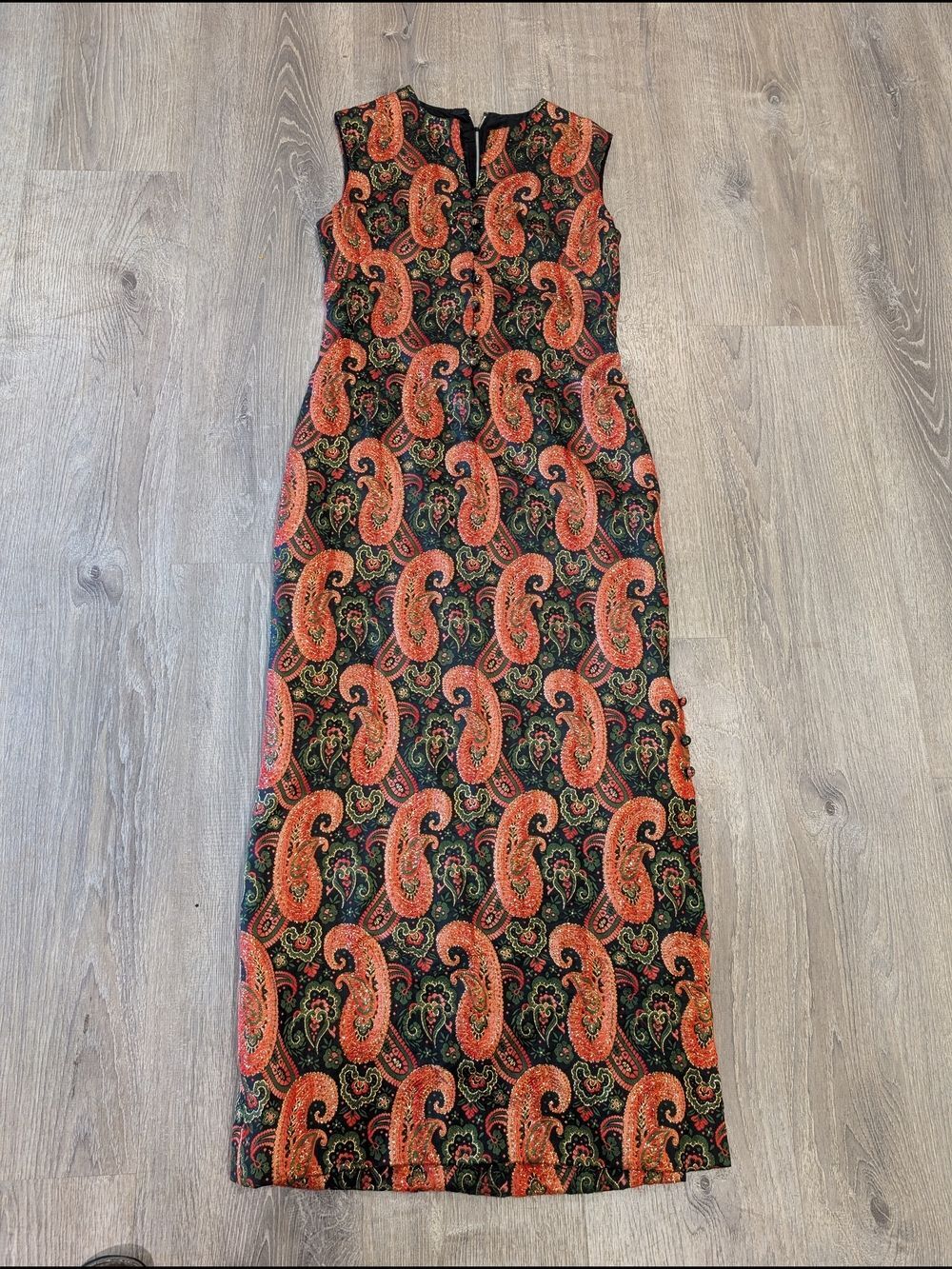 Vintage 1960s Dynasty British Crown Colony Hong Kong Maxi Dress in Red and Black